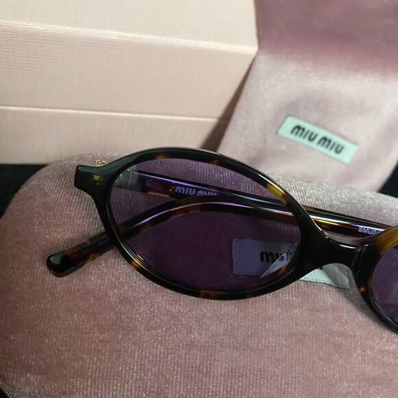 Miu Miu sunglasses main image 4